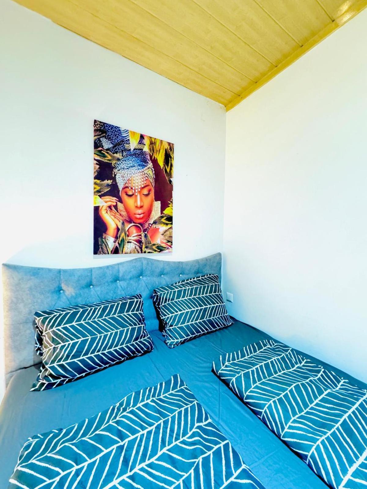 Cozy 4br For Up To 12p 10-min To Fac Platz Apartment