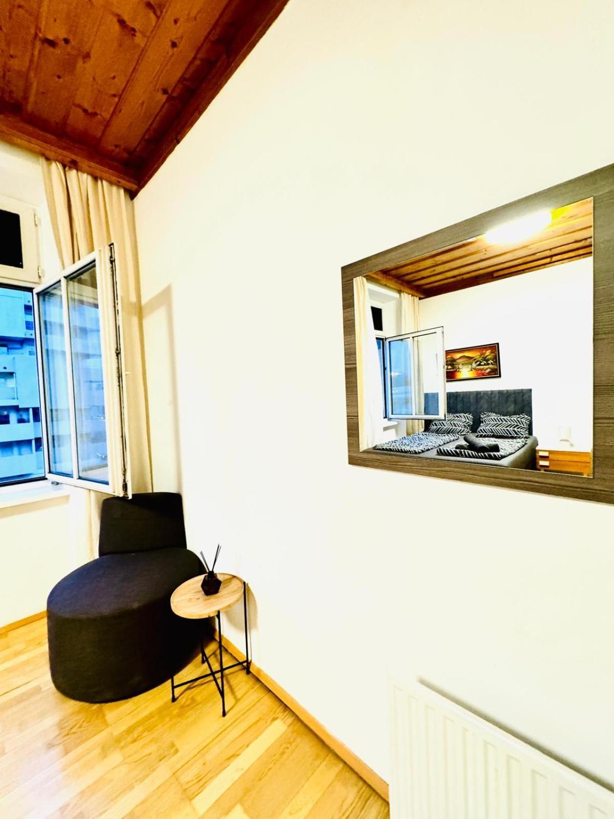 Apartment Cozy 4br For Up To 12p 10-min To Fac Platz *