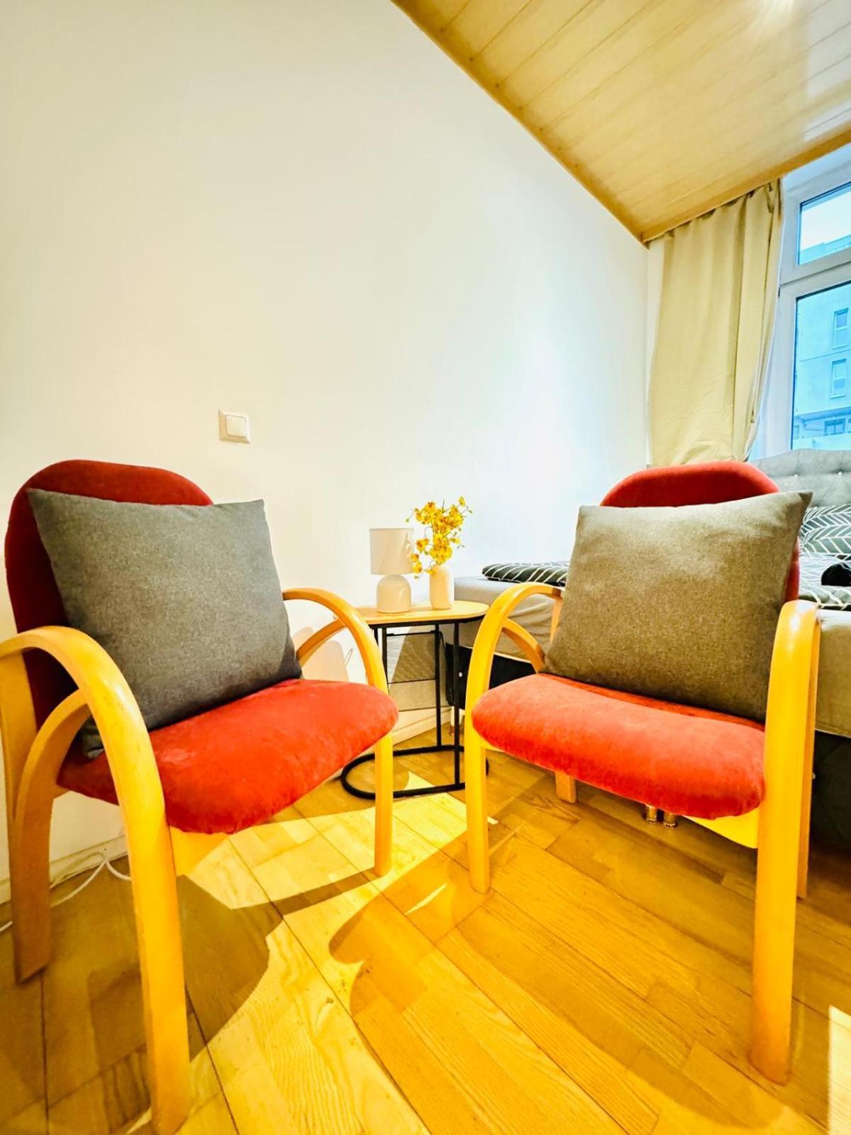Cozy 4br For Up To 12p 10-min To Fac Platz Wien