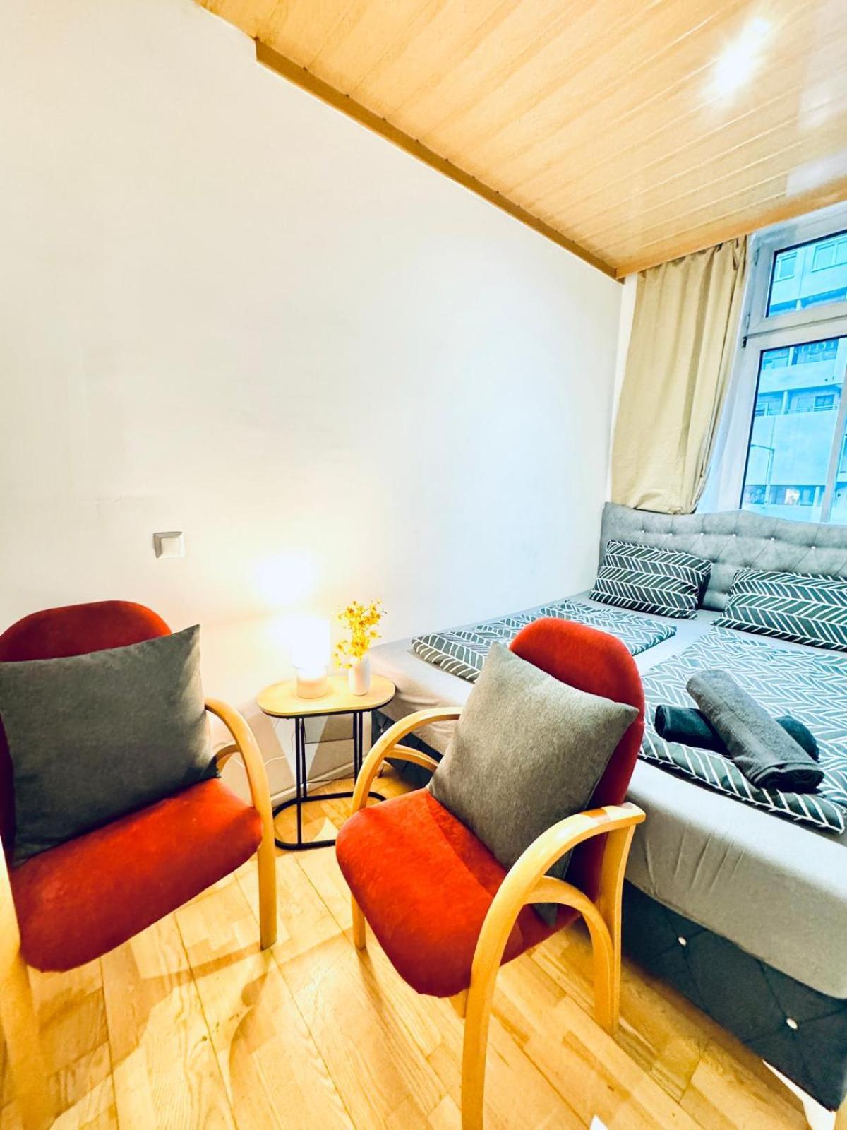 Apartment Cozy 4br For Up To 12p 10-min To Fac Platz *