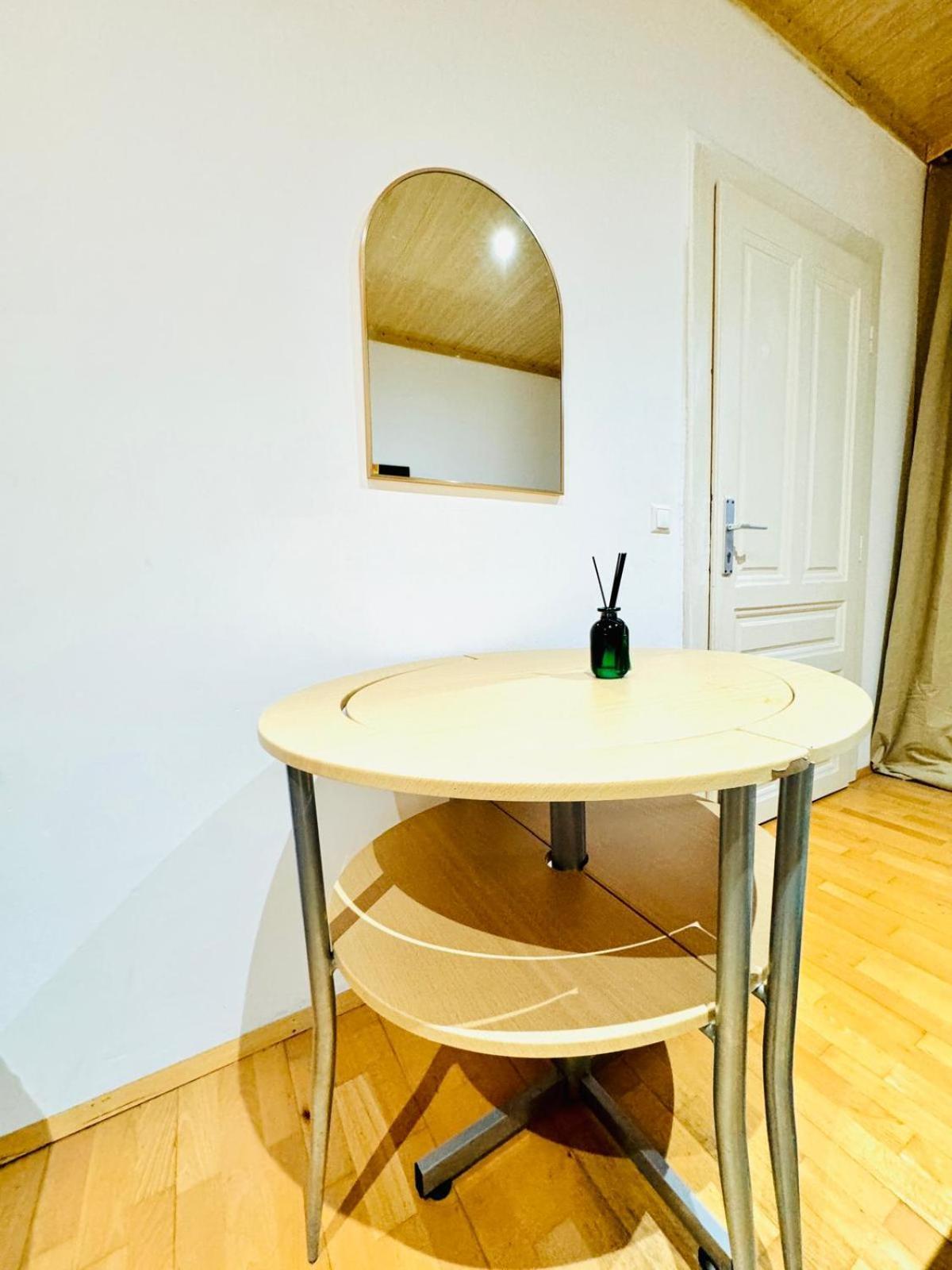 Cozy 4br For Up To 12p 10-min To Fac Platz Apartment Wien