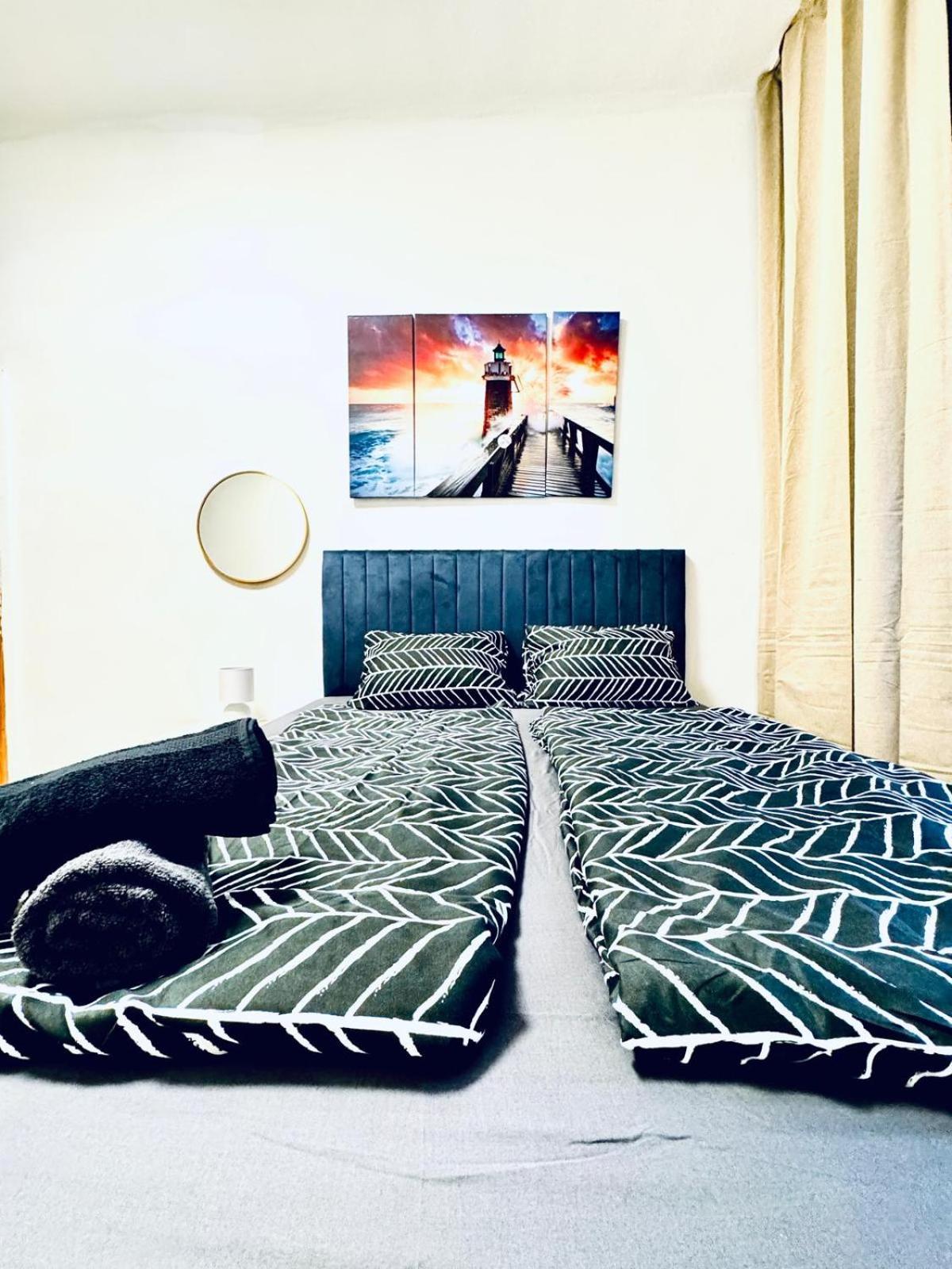 Apartment Cozy 4br For Up To 12p 10-min To Fac Platz