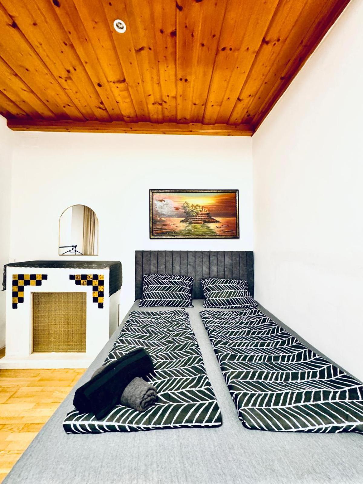 Apartment Cozy 4br For Up To 12p 10-min To Fac Platz *
